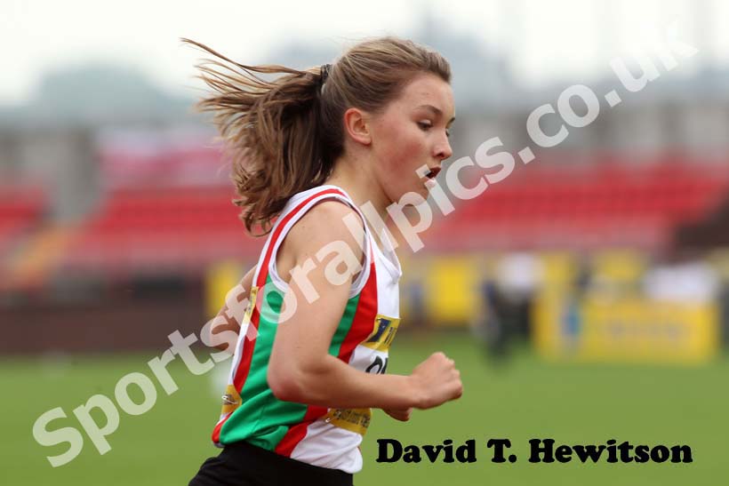 Katie Rowe, Junior Girls 1500 metres.